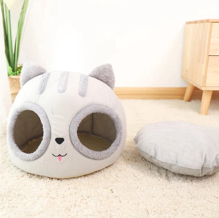 Cute and Warm Luxury Comfortable Semi-Enclosed House Bed Pet Dog Cat